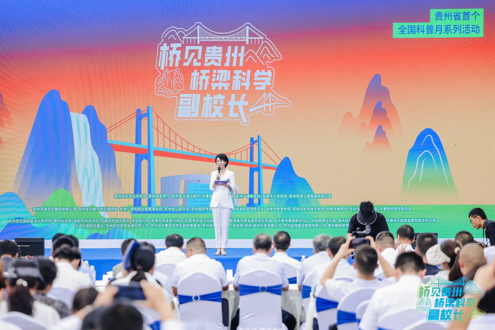 81dd6c083d434fc59cbdb593f21624fc